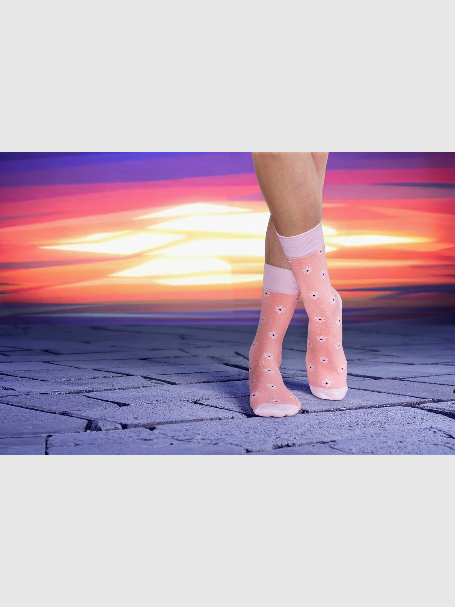 Squid Game Young-Hee Season 3 Socks – Netflix Shop Squid Game Young-Hee Season 3 Socks – Netflix Shop