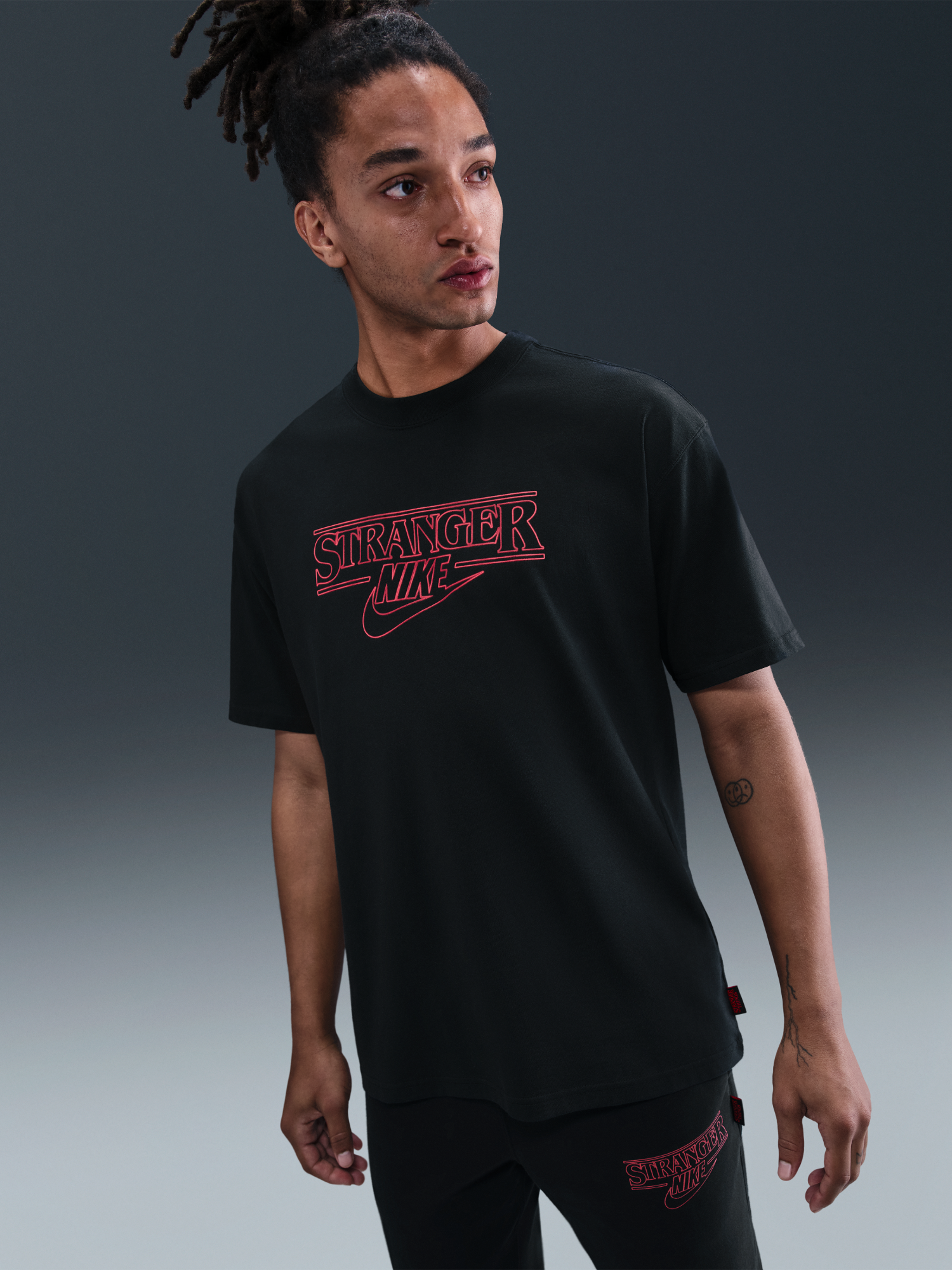 T-shirt coton Stranger Things noir homme | La Halle T-shirt coton Stranger Things noir homme | La Halle